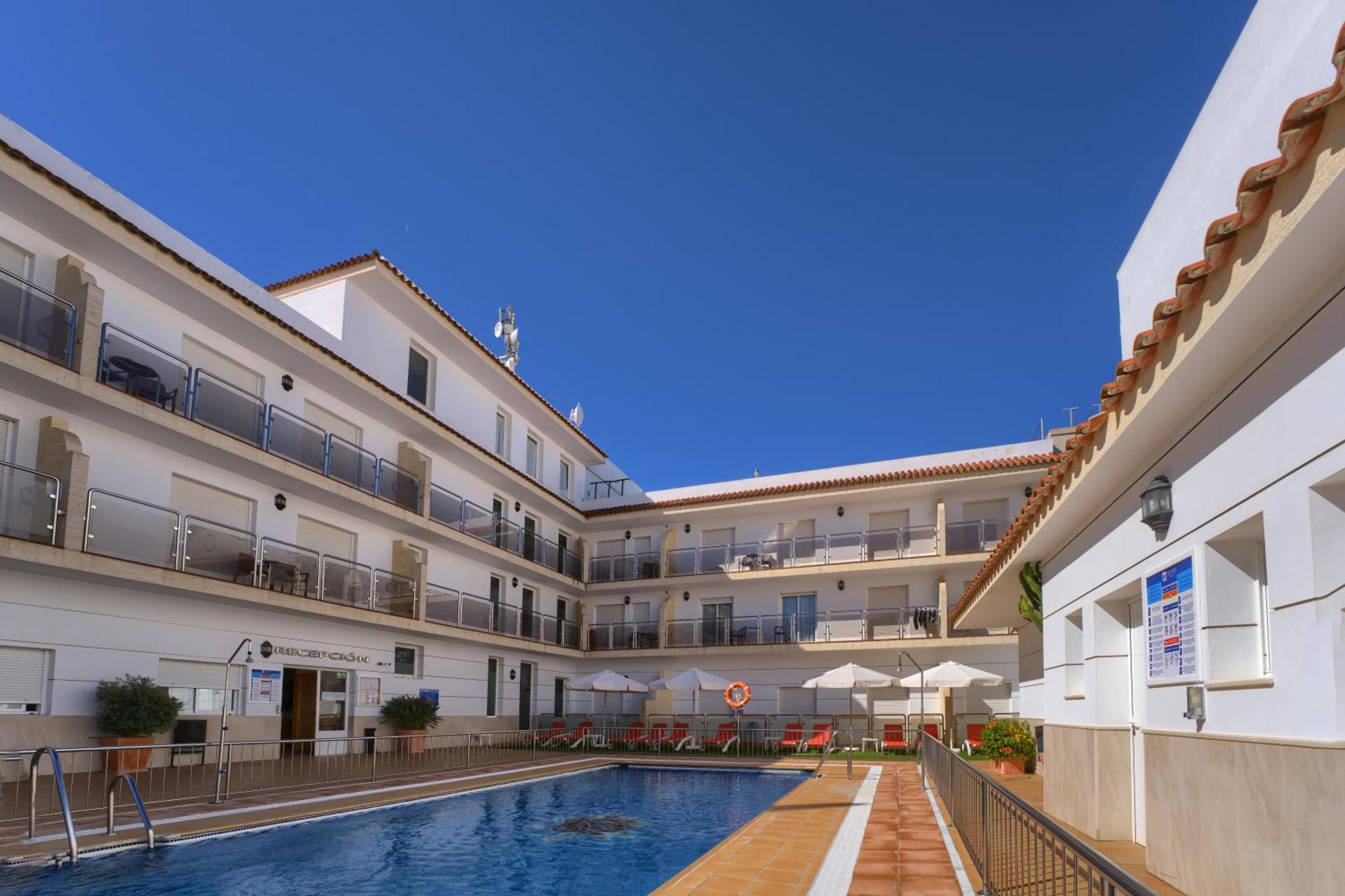 Hotel Apartamentos Loto Conil コニル・デ・ラ・フロンテラ エクステリア 写真