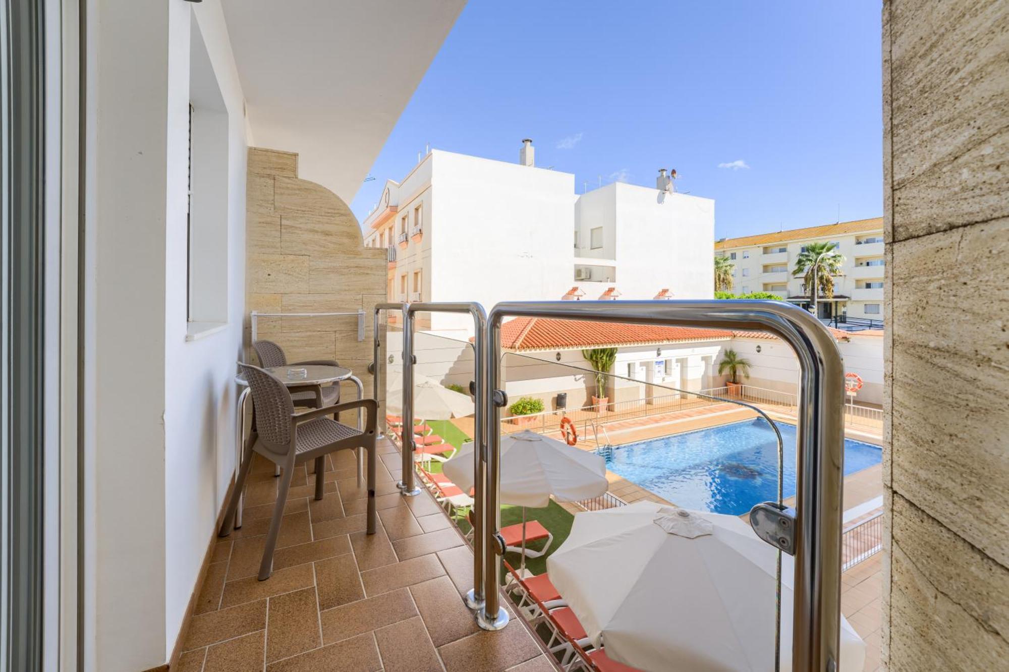 Hotel Apartamentos Loto Conil コニル・デ・ラ・フロンテラ エクステリア 写真