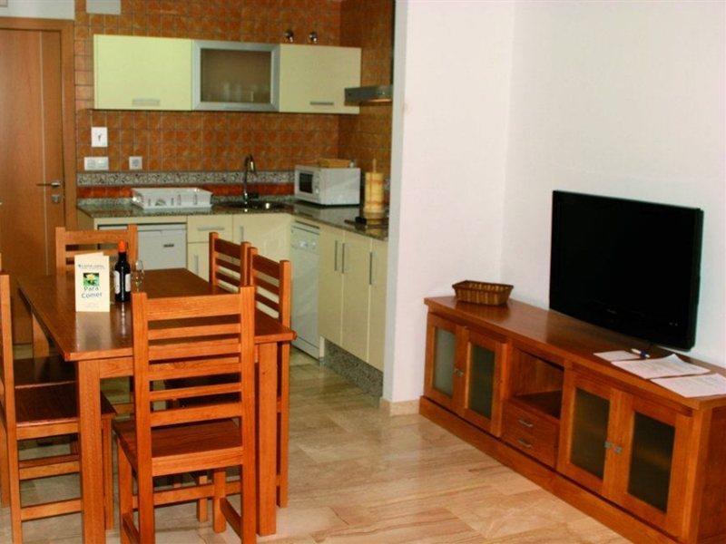 Hotel Apartamentos Loto Conil コニル・デ・ラ・フロンテラ エクステリア 写真