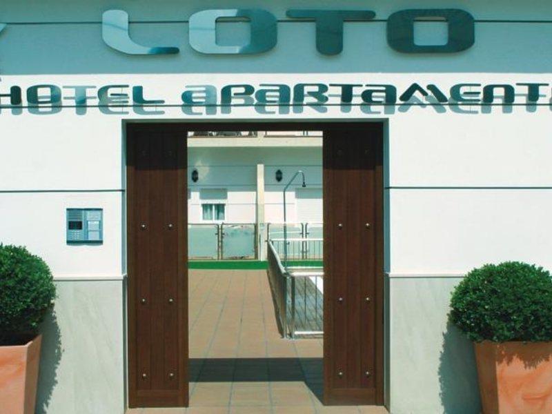 Hotel Apartamentos Loto Conil コニル・デ・ラ・フロンテラ エクステリア 写真