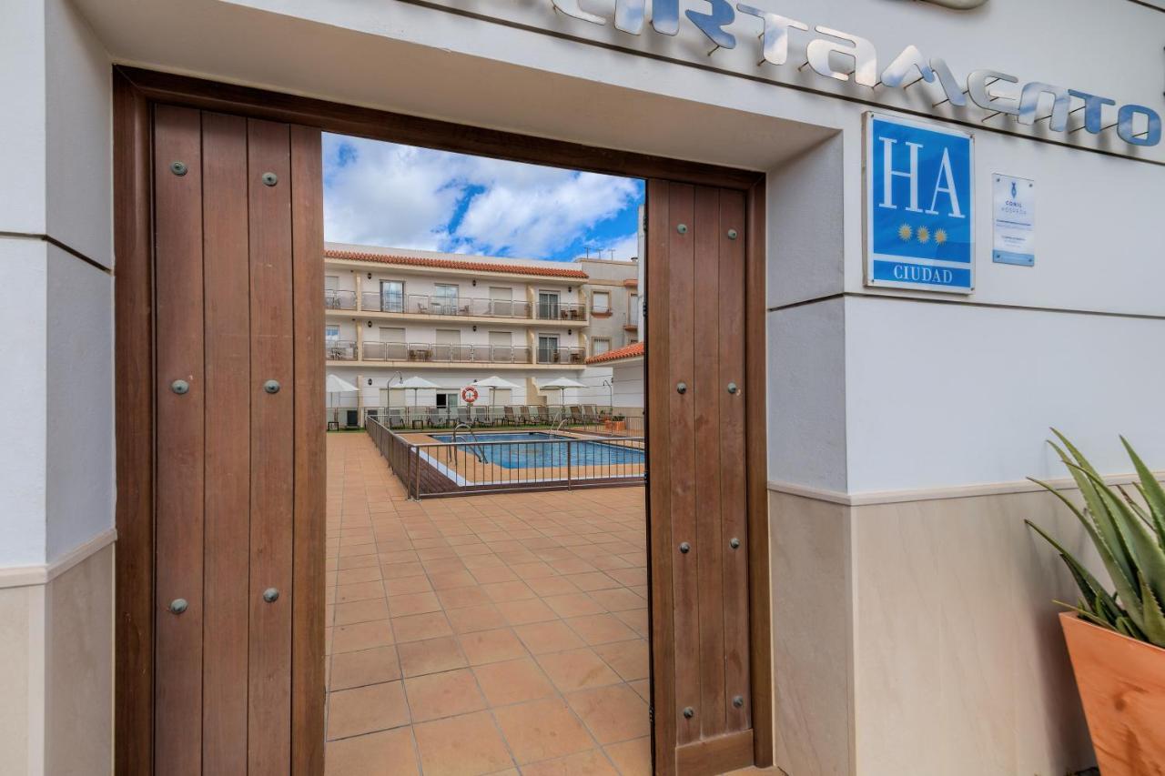 Hotel Apartamentos Loto Conil コニル・デ・ラ・フロンテラ エクステリア 写真
